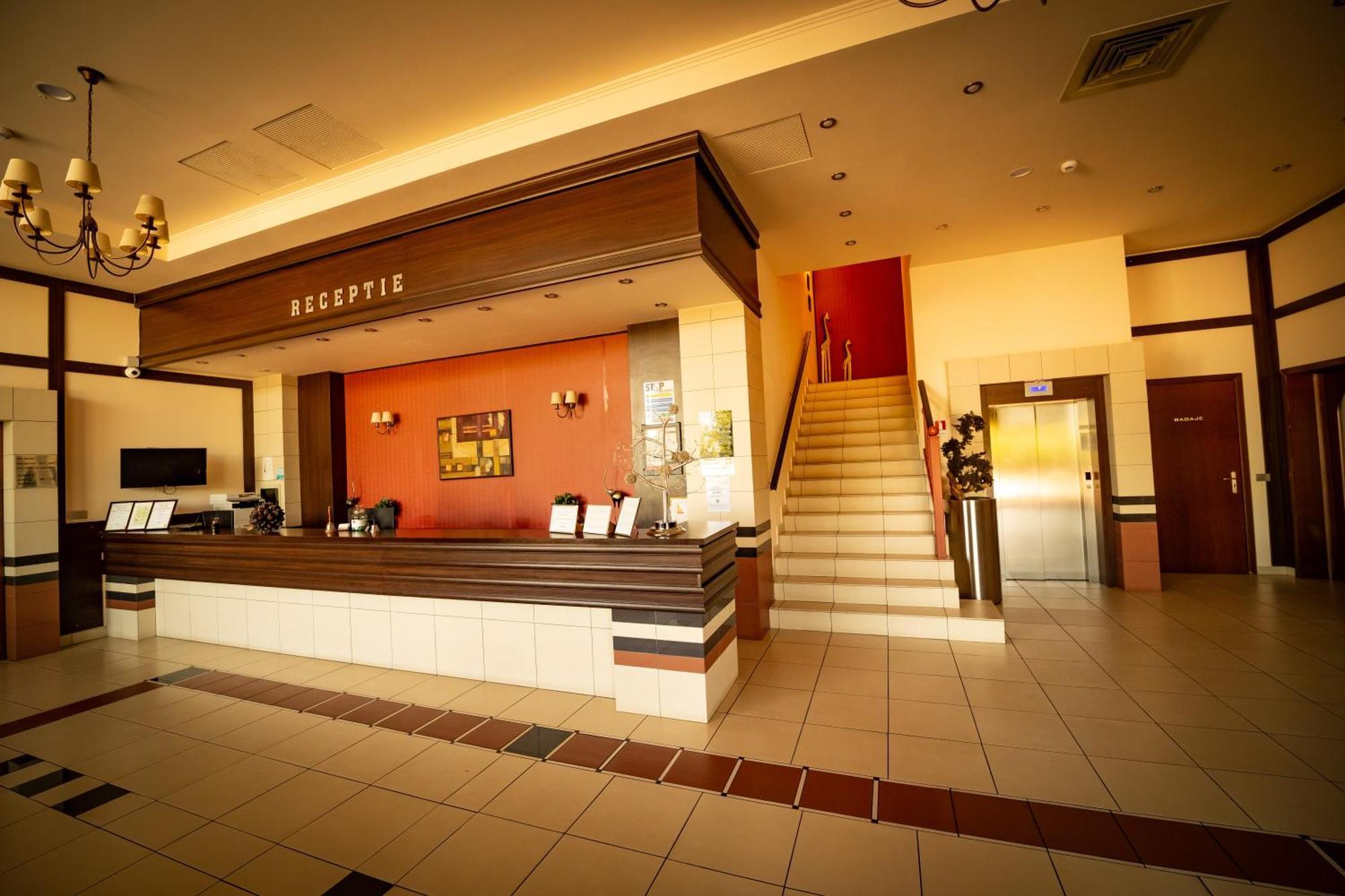 Hotel Aurelia Chisoda Exterior photo