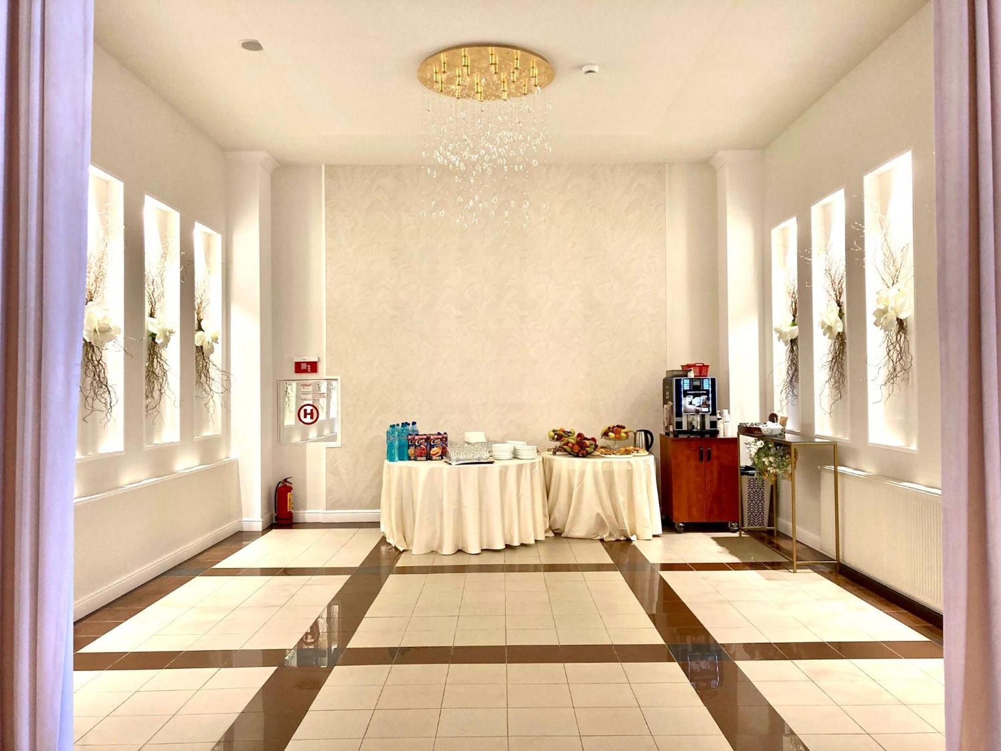 Hotel Aurelia Chisoda Exterior photo