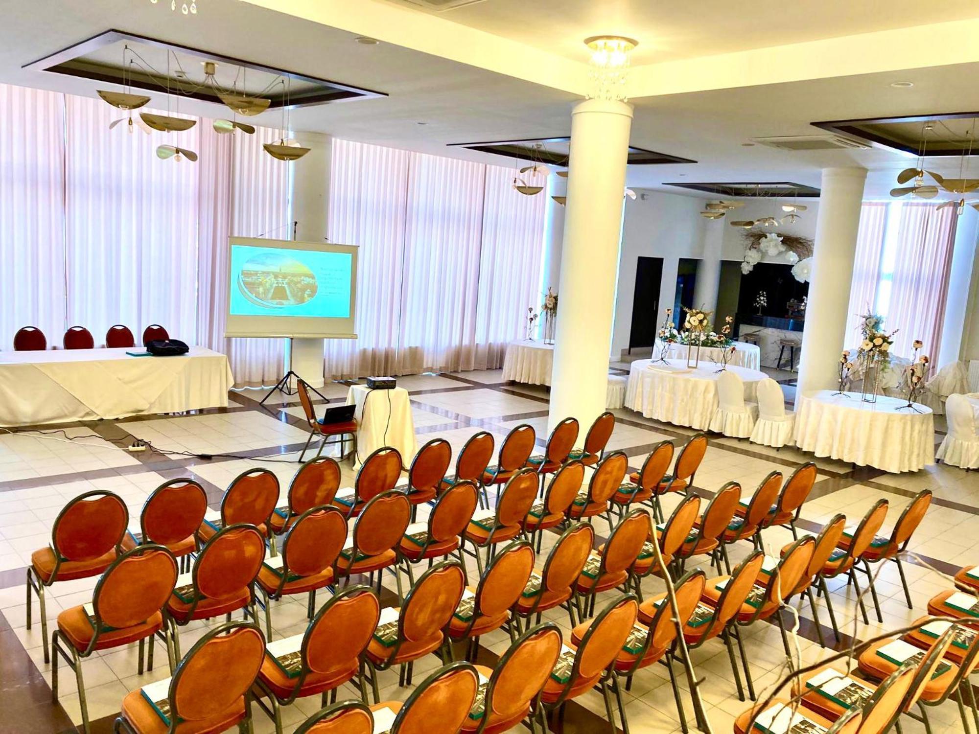 Hotel Aurelia Chisoda Exterior photo