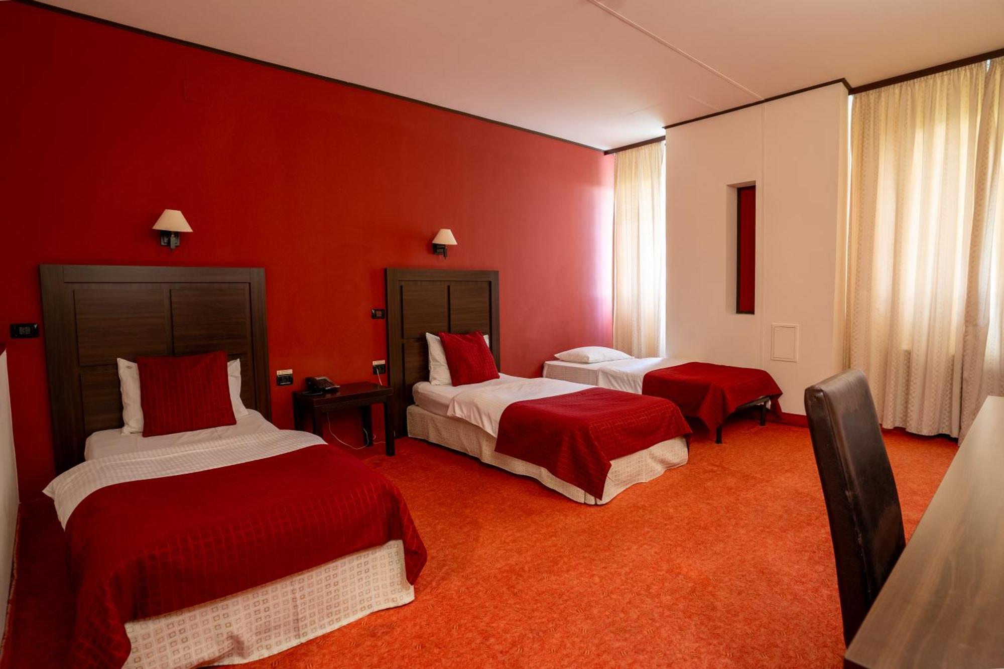 Hotel Aurelia Chisoda Exterior photo